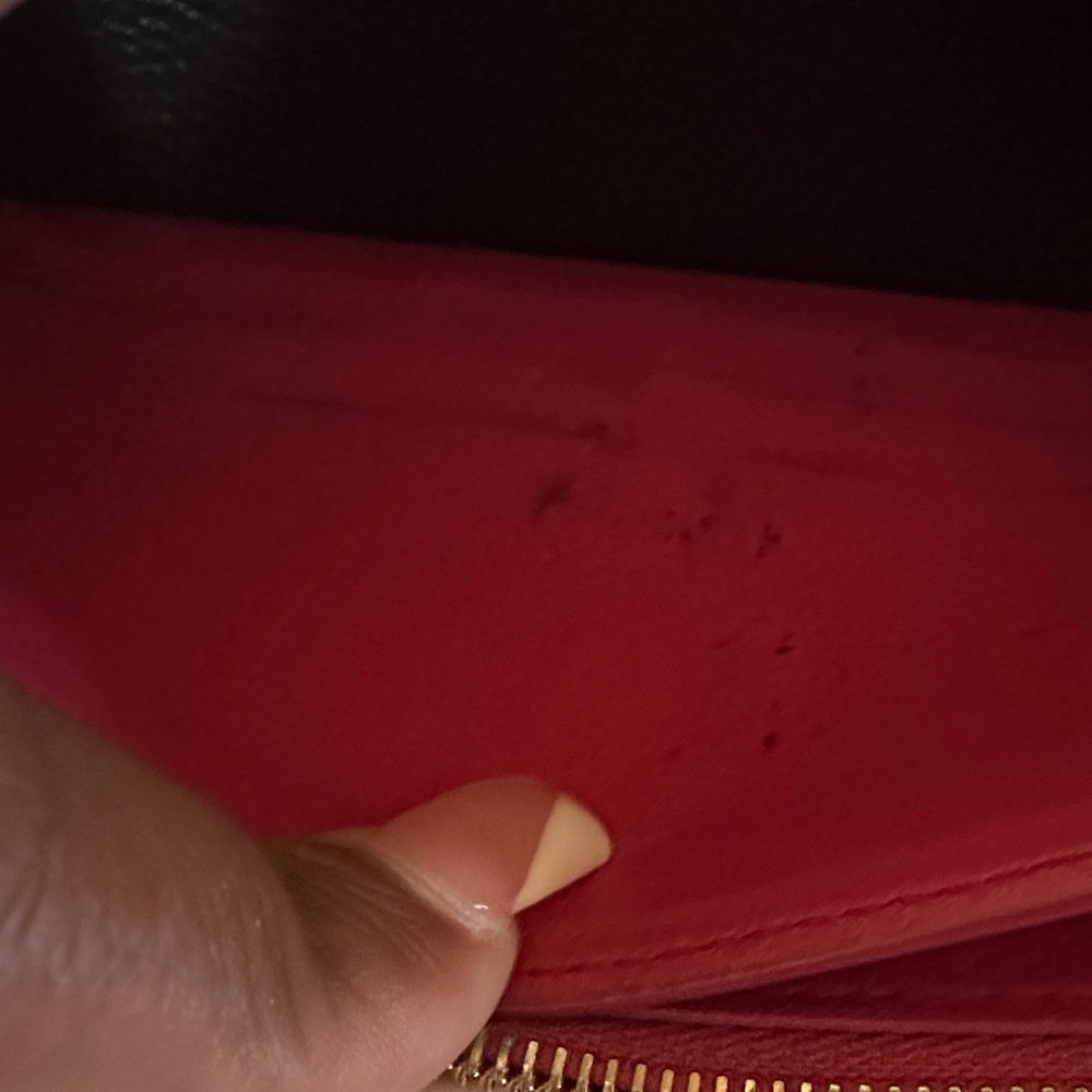Louis Vuitton Taurillon Capucines Wallet Black Leather Wallet - Picture 11 of 13